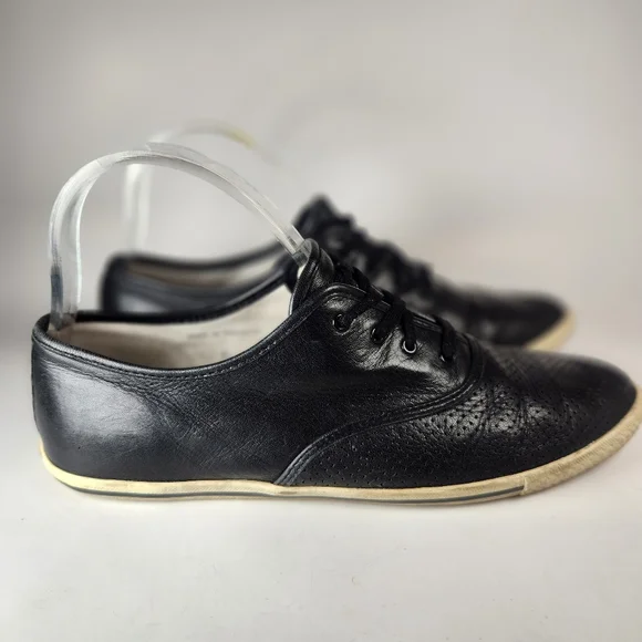 Marc By MARC JACOBS Women’s Sneaker Size 9.5  EU 40 Black Leather Shoe - Picture 2 of 8